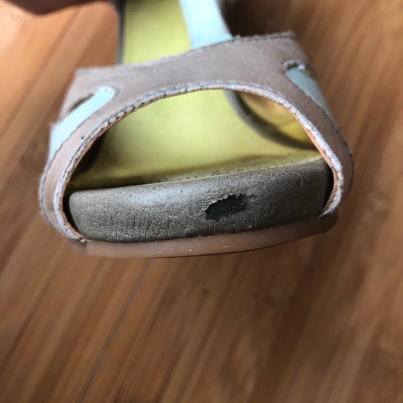 3/$30🌻| Seychelles Heritage Peep toe Heels - Picture 8 of 8